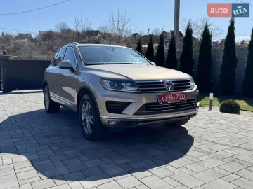 Авто Volkswagen Touareg 2016 № 7574520