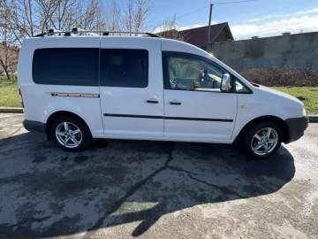 Авто Volkswagen Caddy 2009 № 7574793