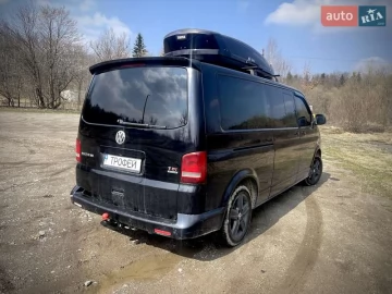 Авто Volkswagen Multivan 2010 № 7574943