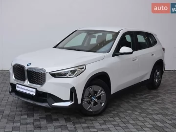 Авто BMW Ix1 2024 № 7575004