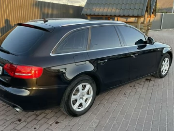 Авто Audi A4 2009 № 7575227