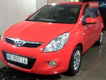 Авто Hyundai I20 2010 № 7576067