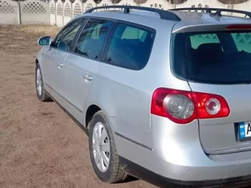 Авто Volkswagen Passat 2009 № 7576119