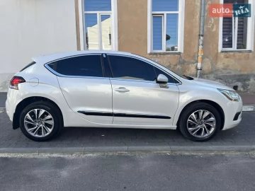 Авто Citroen Ds4 2013 № 7576273
