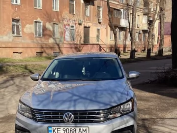 Авто Volkswagen Passat 2018 № 7576335