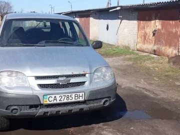 Авто Chevrolet Niva 2011 № 7576415