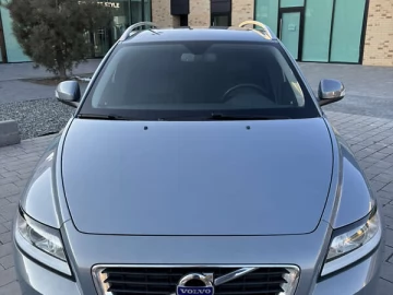 Авто Volvo V50 2011 № 7576669