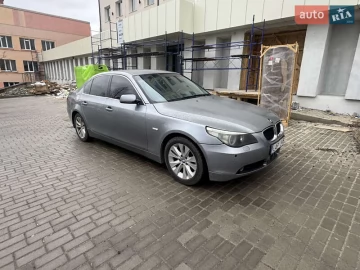 Авто BMW 5 Series 2004 № 7576815