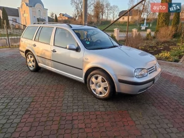 Авто Volkswagen Golf 2001 № 7576900
