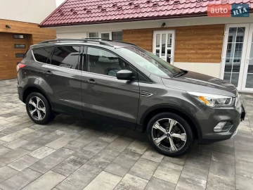 Авто Ford Escape 2017 № 7577123