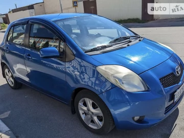 Авто Toyota Yaris 2006 № 7577259