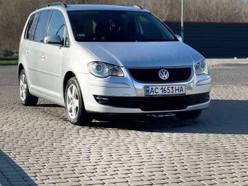 Авто Volkswagen Touran 2007 № 7577262