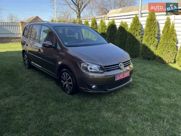 Авто Volkswagen Touran 2015 № 7577477