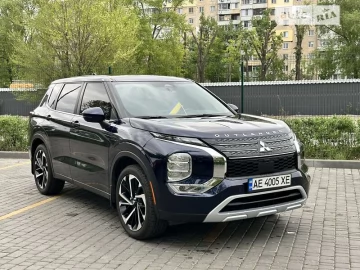 Авто Mitsubishi Outlander 2021 № 7577526