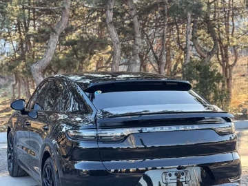 Авто Porsche Cayenne 2019 № 7577721