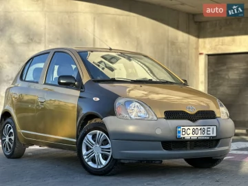 Авто Toyota Yaris 2000 № 7577733