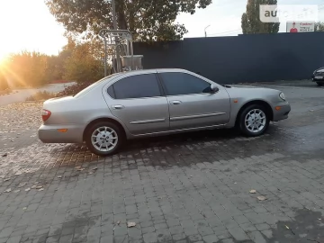 Авто Nissan Maxima 2000 № 7577746