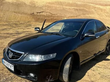 Авто Honda Accord 2004 № 7577771