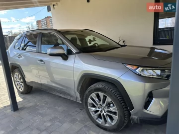 Авто Toyota Rav4 2021 № 7577882
