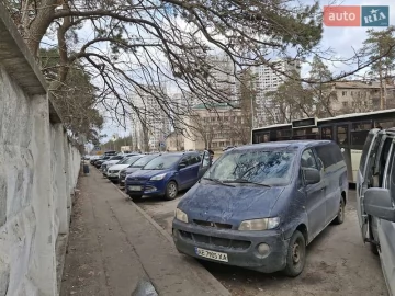 Авто Hyundai H 200 2001 № 7577921