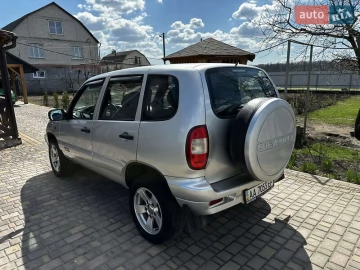 Авто Chevrolet Niva 2007 № 7577936