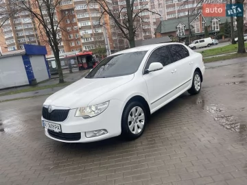 Авто Skoda Superb 2013 № 7578275
