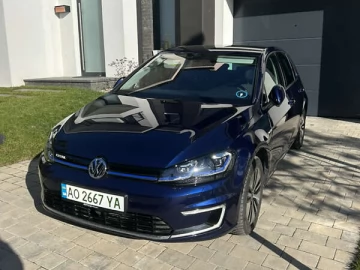 Авто Volkswagen E-Golf 2017 № 7578678