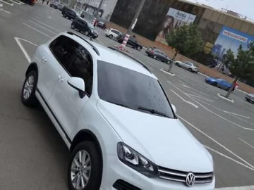 Авто Volkswagen Touareg 2013 № 7578712