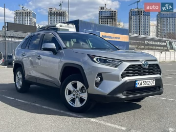 Авто Toyota Rav4 2021 № 7578791