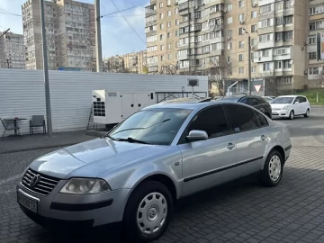 Авто Volkswagen Passat 2001 № 7578894