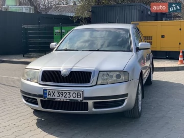Авто Skoda Superb 2004 № 7578906