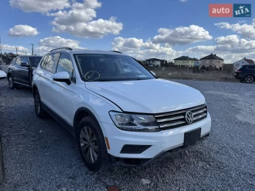 Авто Volkswagen Tiguan 2018 № 7579100
