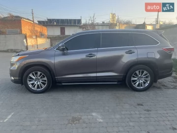 Авто Toyota Highlander 2016 № 7579174