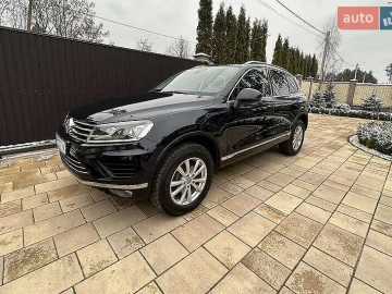 Авто Volkswagen Touareg 2017 № 7579188