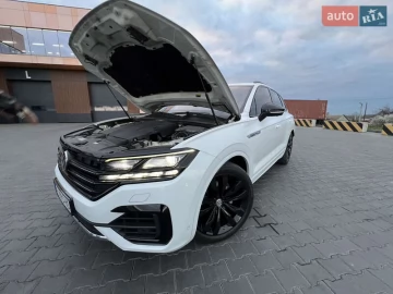 Авто Volkswagen Touareg 2019 № 7579220