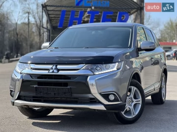 Авто Mitsubishi Outlander 2017 № 7579598