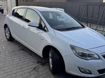 Авто Opel Astra 2011 № 7579778