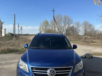 Авто Volkswagen Tiguan 2010 № 7579923