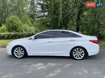 Авто Hyundai Sonata 2011 № 7580011