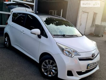 Авто Toyota Verso 2011 № 7580106