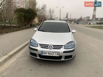 Авто Volkswagen Golf 2004 № 7580130