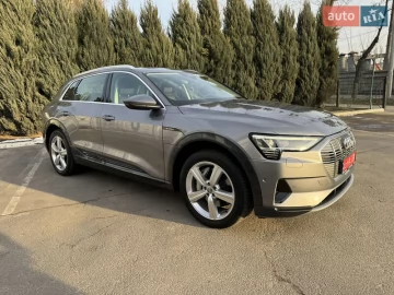 Авто Audi E-Tron 2019 № 7580246