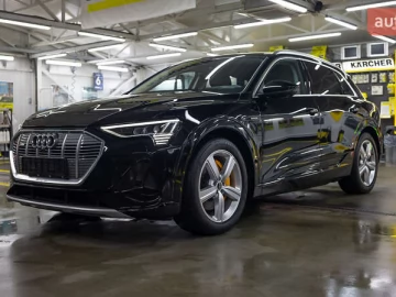 Авто Audi E-Tron 2023 № 7580252