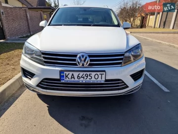Авто Volkswagen Touareg 2016 № 7580290