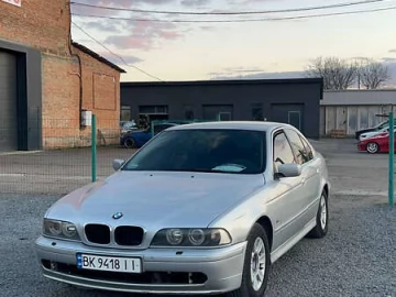 Авто BMW 5 Series 2000 № 7580307