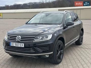 Авто Volkswagen Touareg 2017 № 7580379