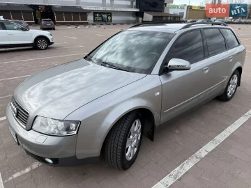 Авто Audi A4 2002 № 7580416