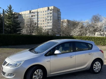 Авто Opel Astra 2010 № 7580866