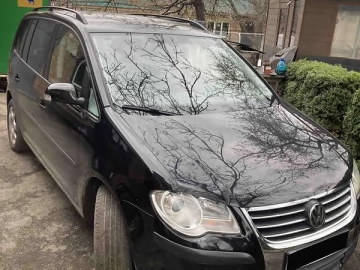 Авто Volkswagen Touran 2009 № 7581050
