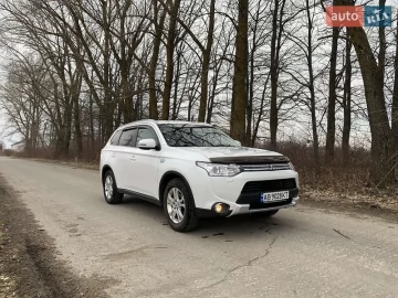 Авто Mitsubishi Outlander 2015 № 7581119